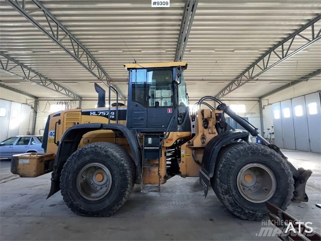 Hyundai HL757TM-9 휠 도저