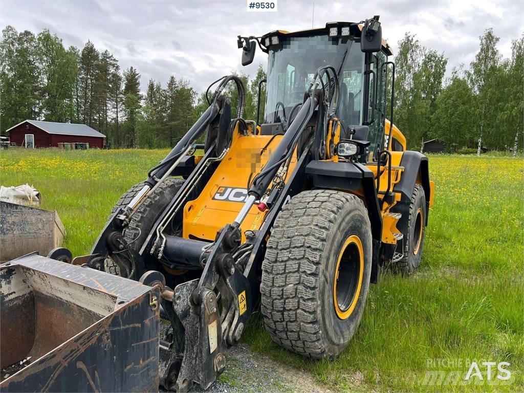 JCB 427 HT  휠로우더