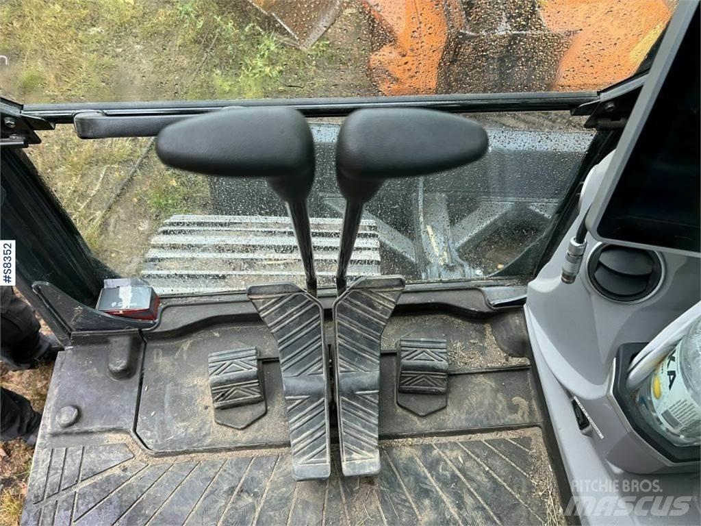 Kobelco SK140 SRLC-7 대형 굴삭기 29톤 이상