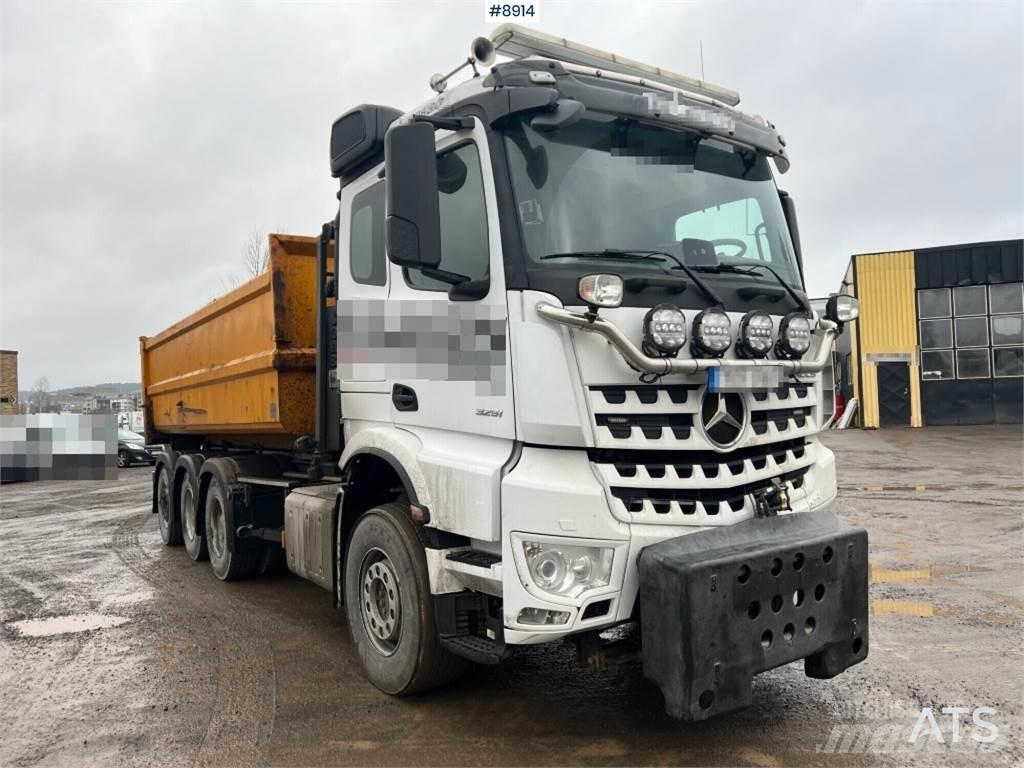 Mercedes-Benz Arocs 훅 리프트 트럭