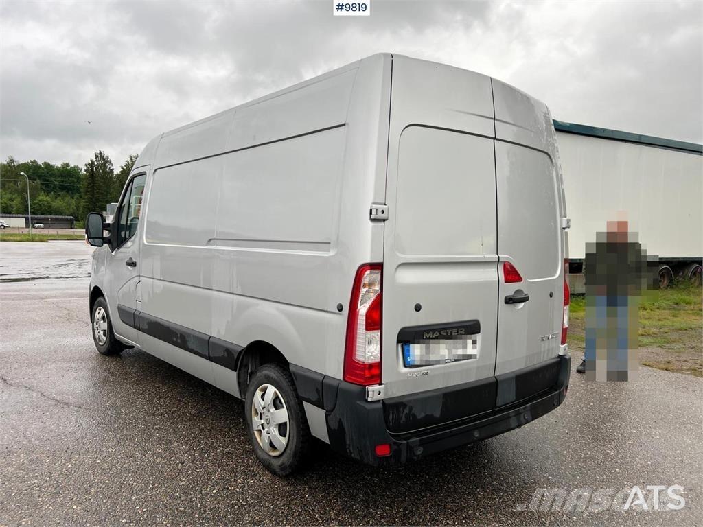 Renault Master 탑차 트럭