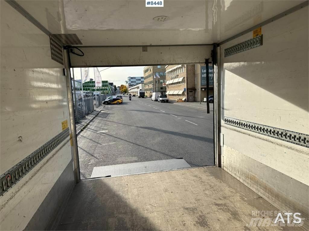 Scania P280B4X2NB 탑차 트럭
