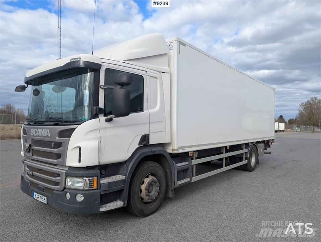 Scania P320 탑차 트럭