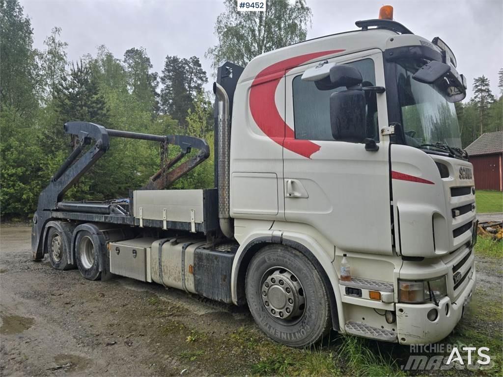 Scania R420 스킵 로더 트럭