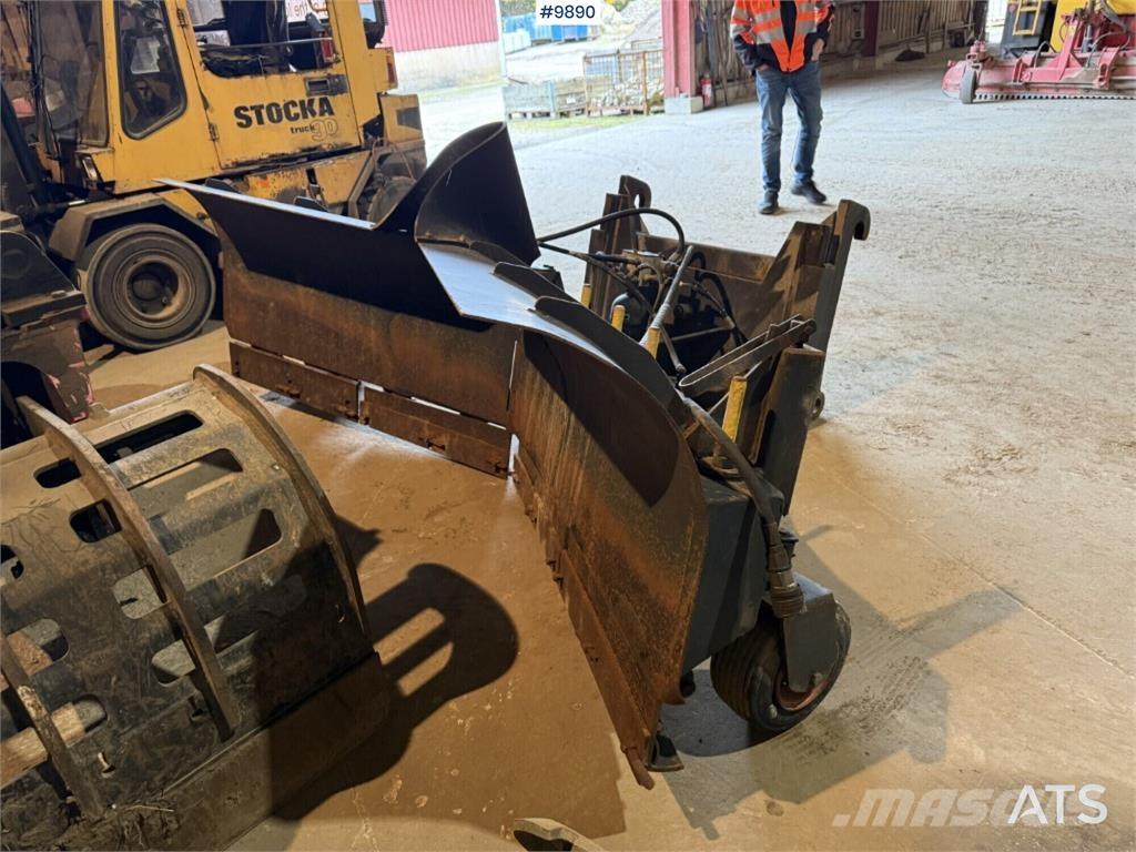 Uni-väg UV-280 쟁기