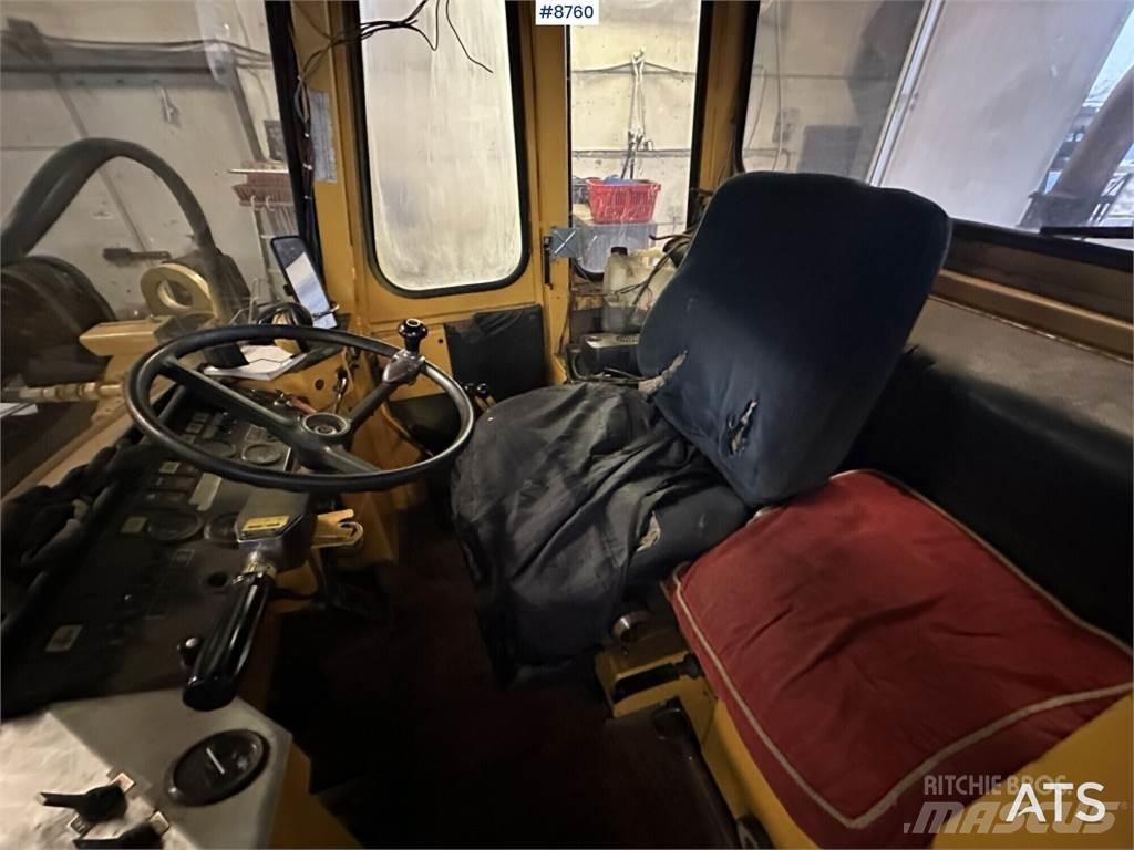 Volvo BM 4400 휠 도저