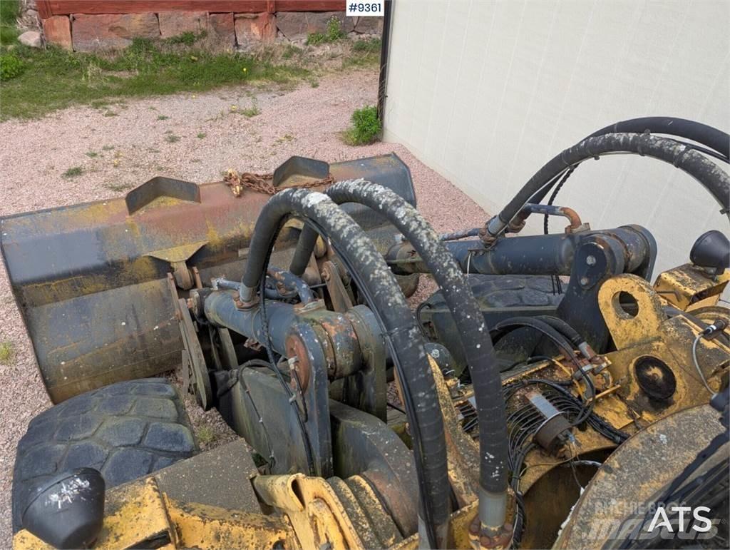 Volvo BM 4600B  휠 도저