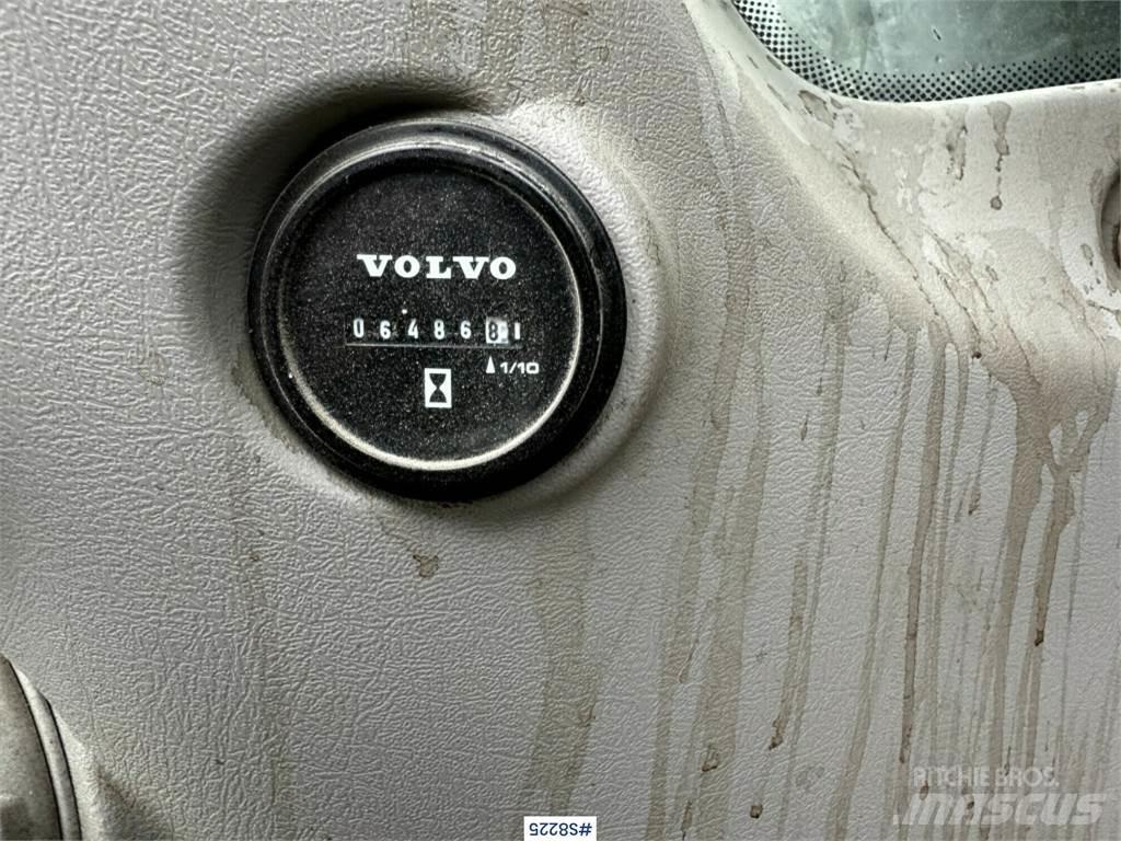 Volvo EC140EL 대형 굴삭기 29톤 이상