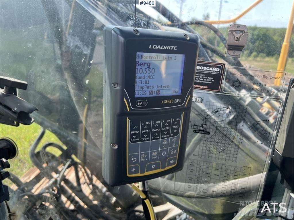 Volvo EC300DL 대형 굴삭기 29톤 이상