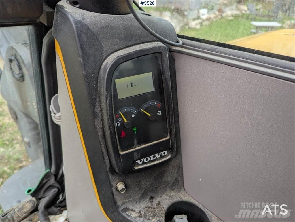 Volvo ECR88D PRO 중형굴삭기 7톤-28톤