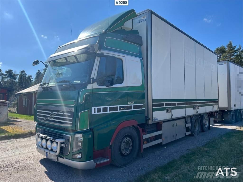 Volvo FH16 탑차 트럭
