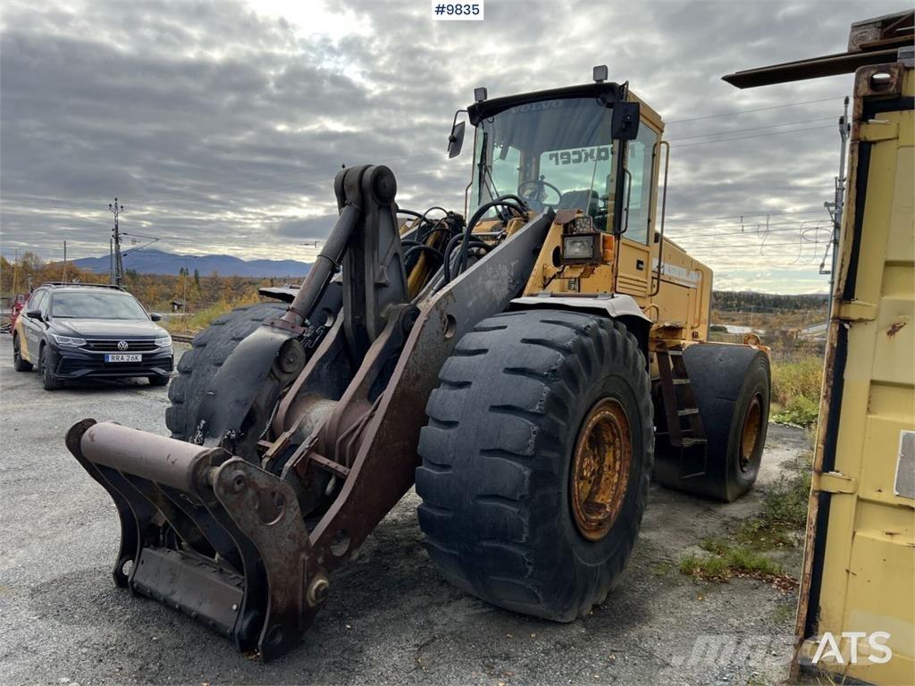 Volvo L180C  휠로우더