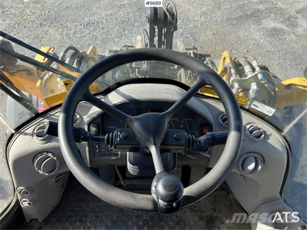 Volvo L60G  휠로우더