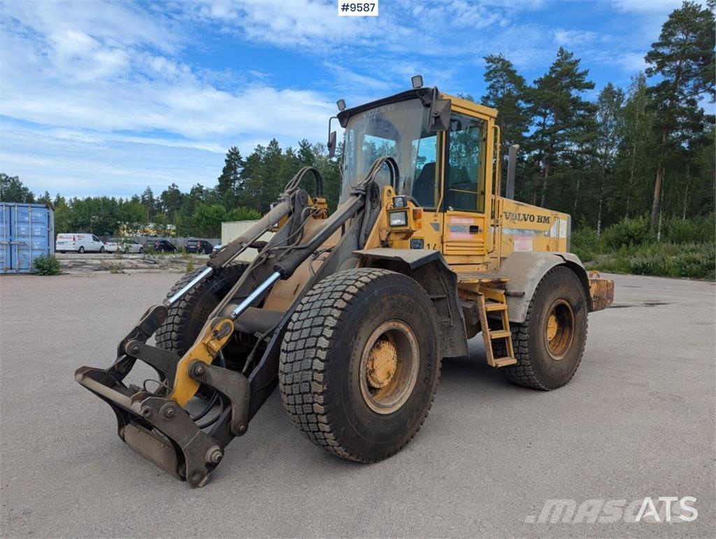 Volvo L90B  휠로우더