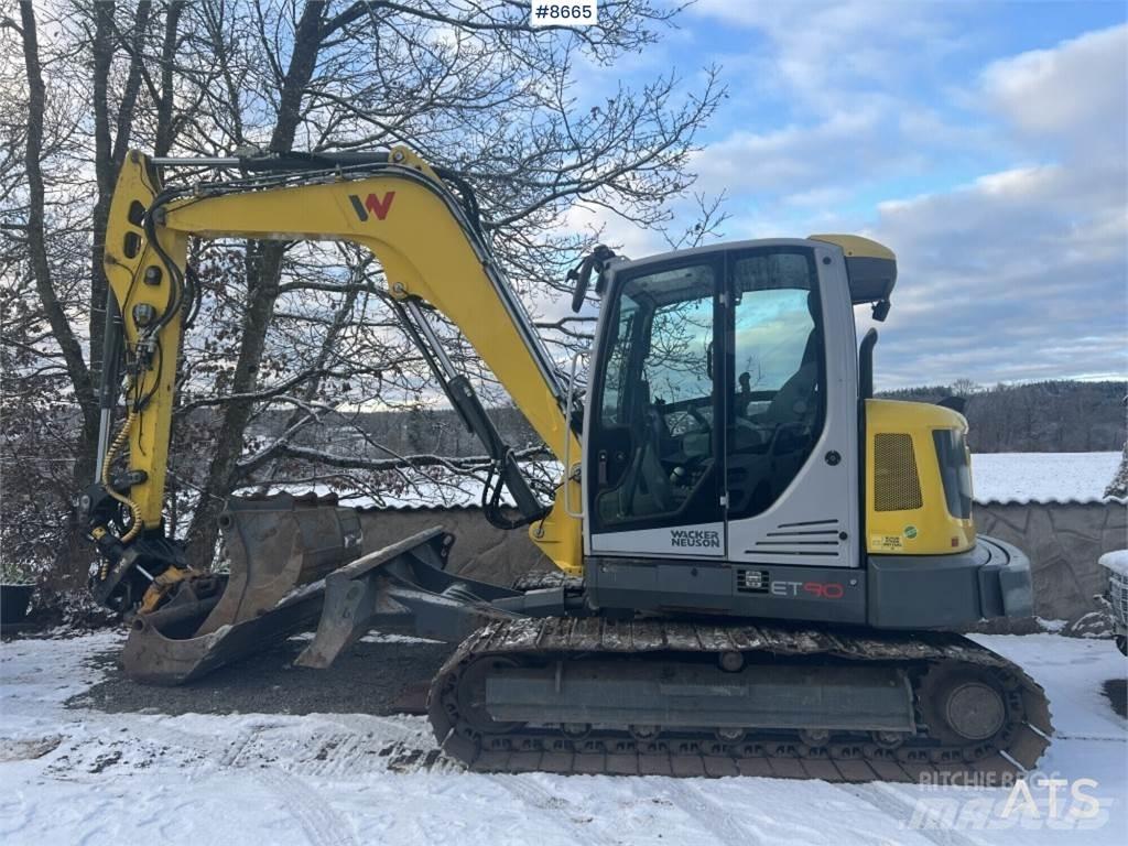 Wacker Neuson ET90 중형굴삭기 7톤-28톤