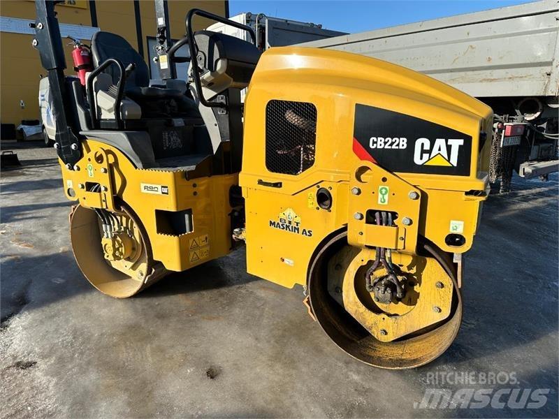 CAT cb22b 진동롤러