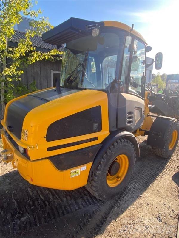 JCB 407  휠로우더