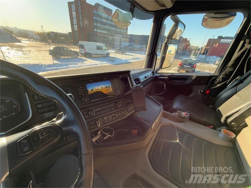 Scania R500 크레인 트럭