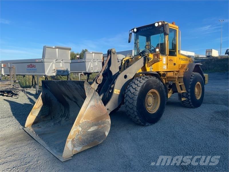 Volvo L90E  휠로우더