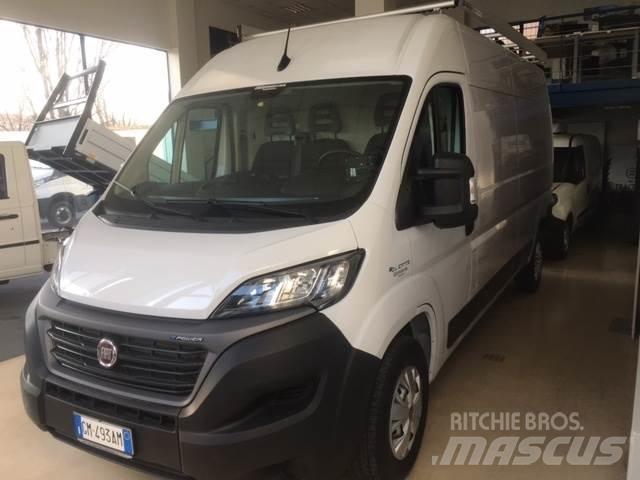 Fiat e Ducato 티퍼 밴