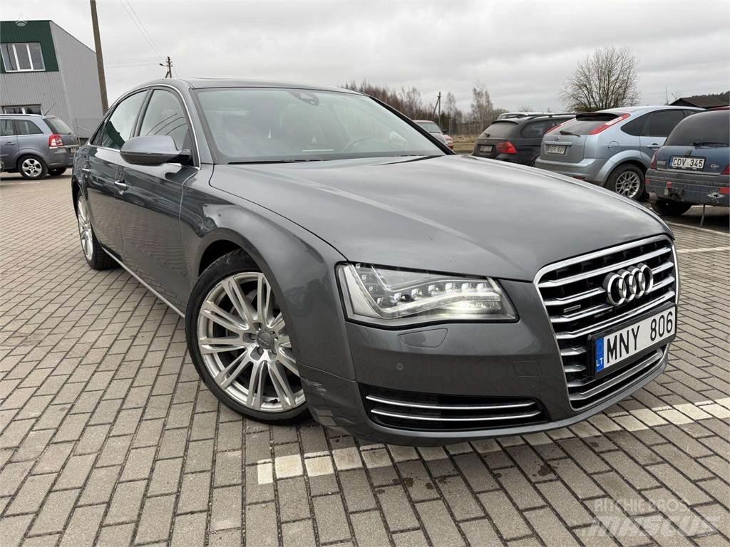 Audi  자동차