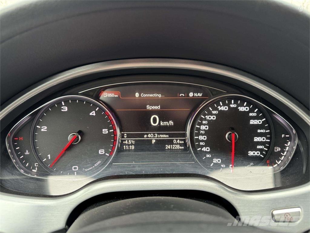 Audi  자동차