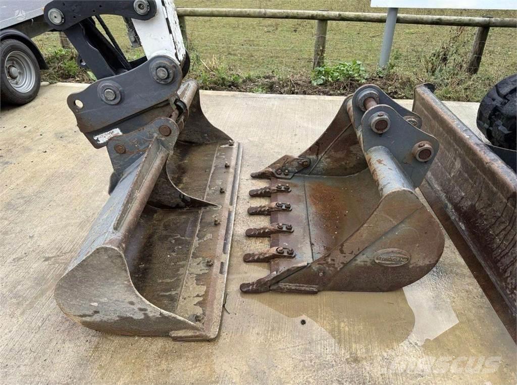 Bobcat E55 대형 굴삭기 29톤 이상
