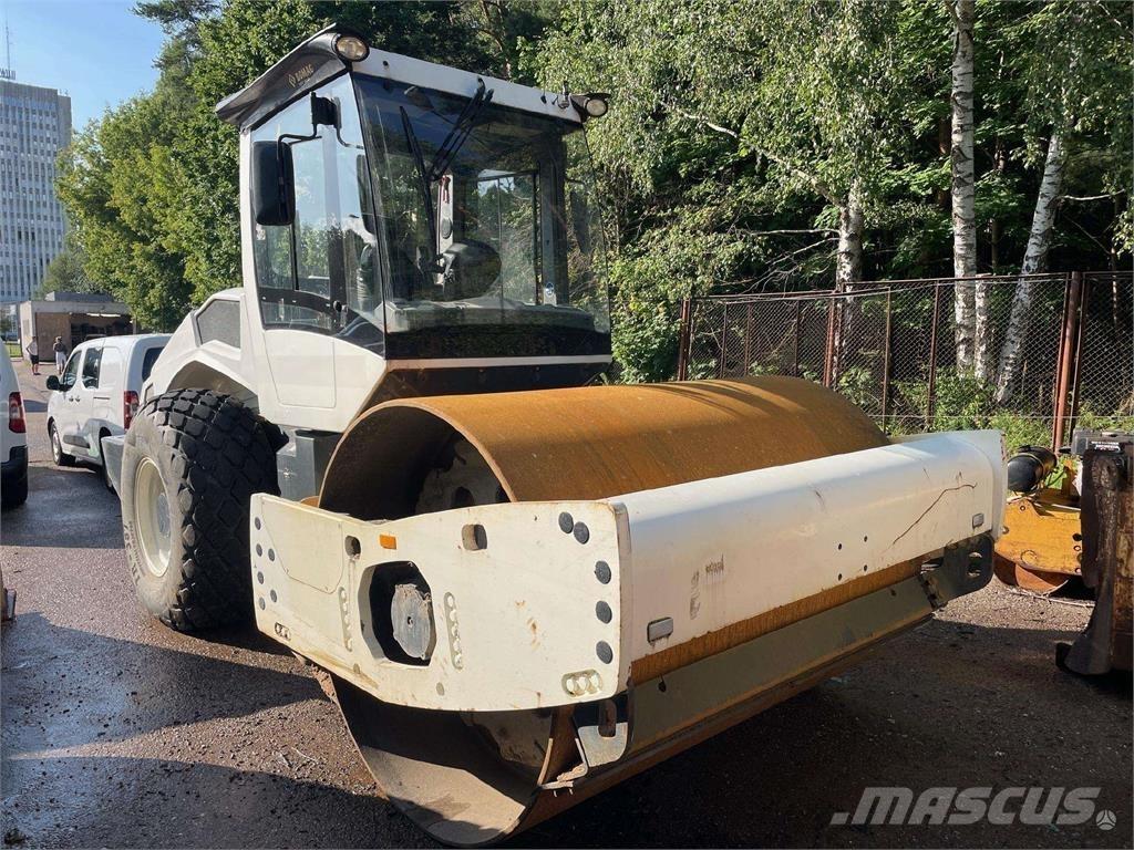 Bomag BW 211-5 싱글 드럼 롤러