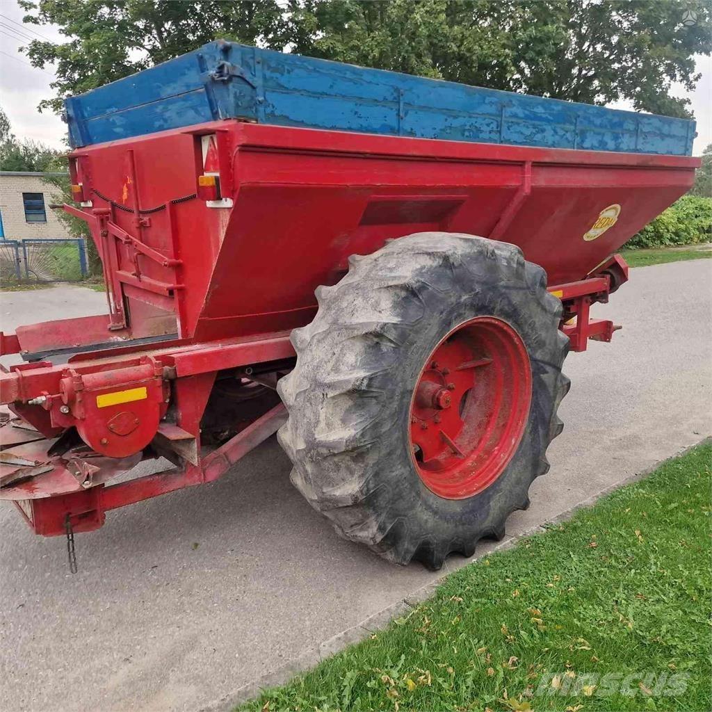 Bredal B80 미네랄 살포기