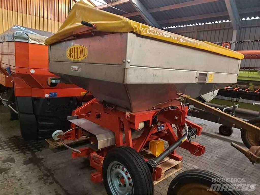 Bredal F2 2500 미네랄 살포기