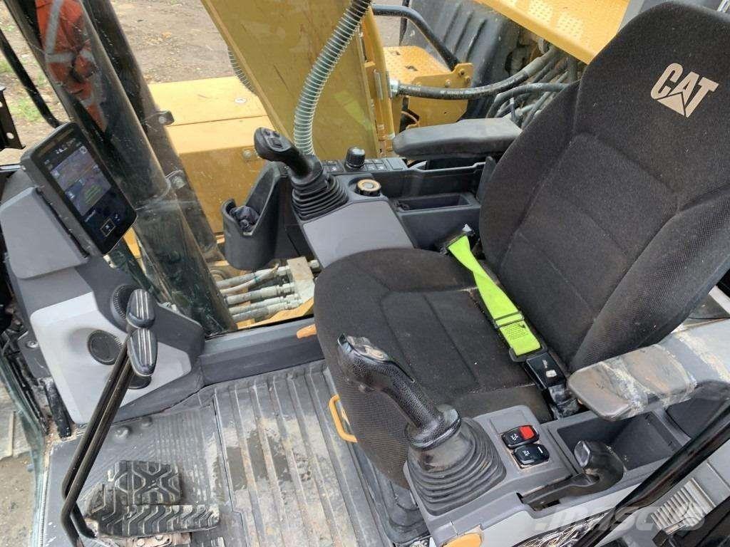 CAT 313 GC 대형 굴삭기 29톤 이상