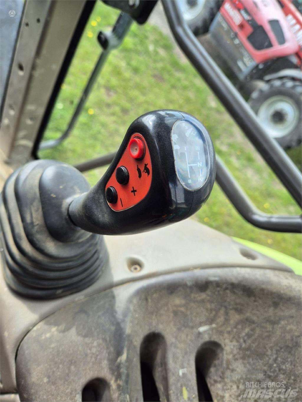 CLAAS ARES 696 RZ 트랙터