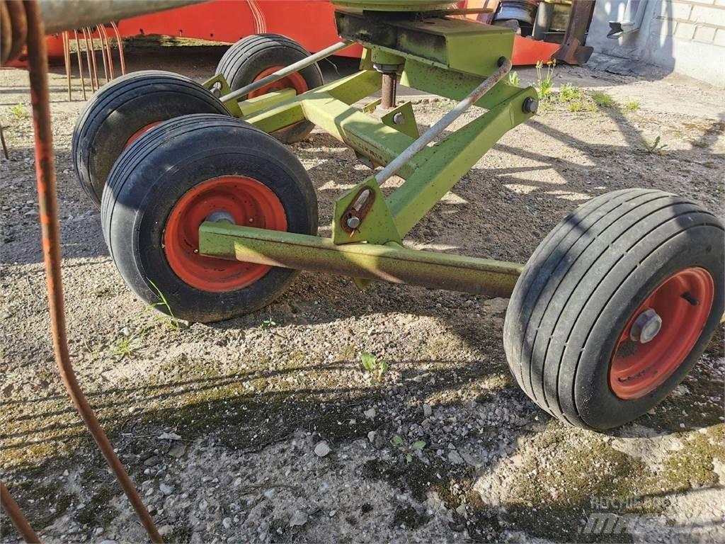 CLAAS Liner 430s 갈퀴 및 테더