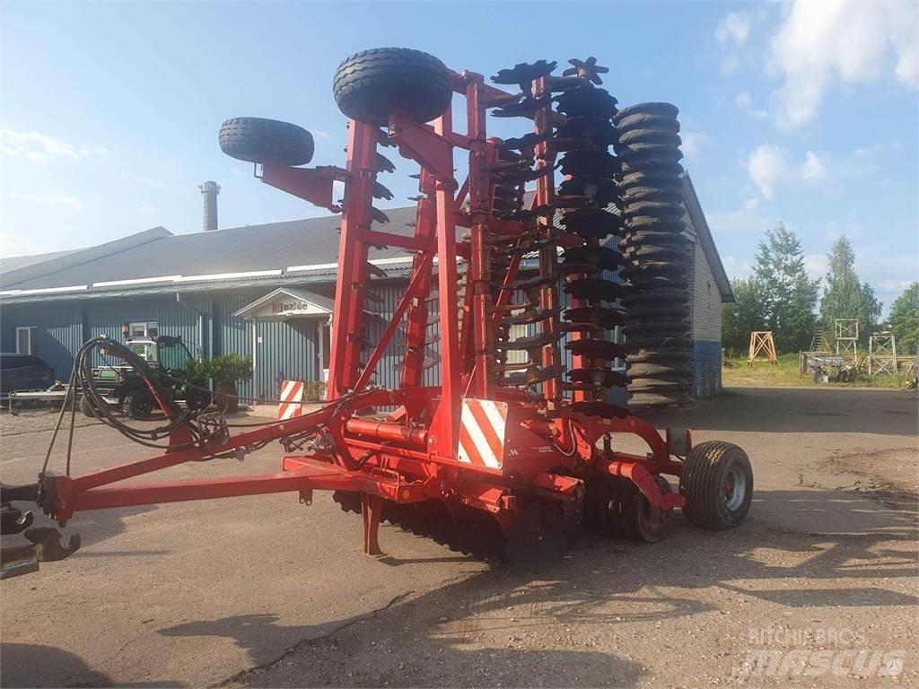 Horsch Joker 8RT 필드 드래그