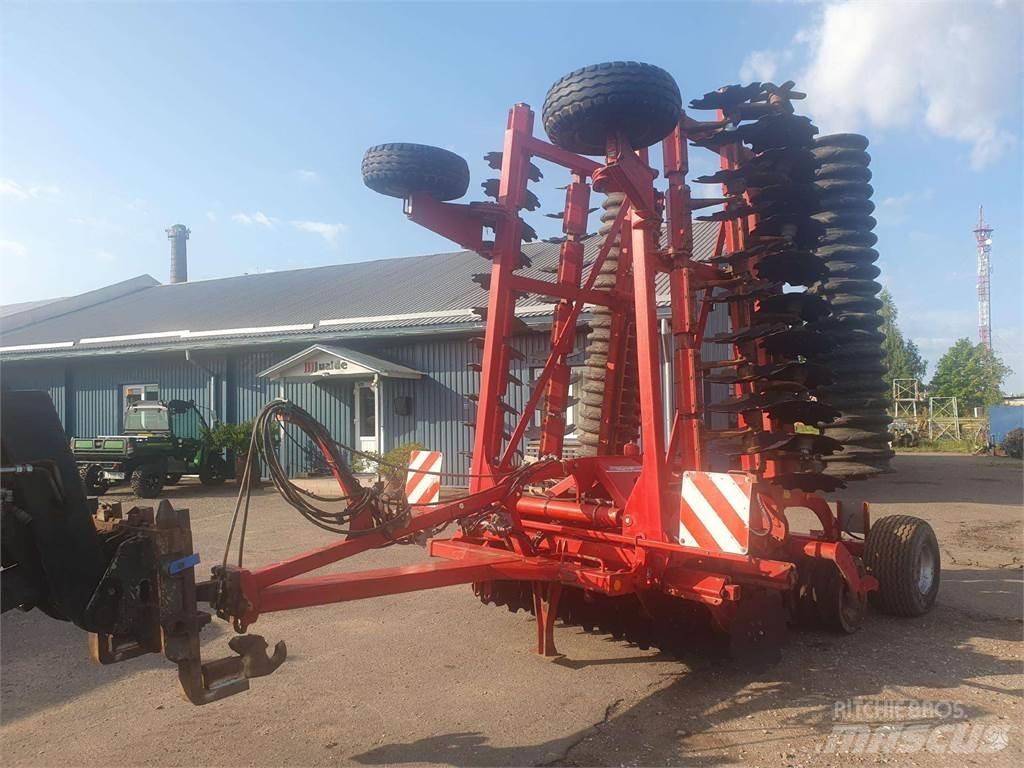 Horsch Joker 8RT 필드 드래그