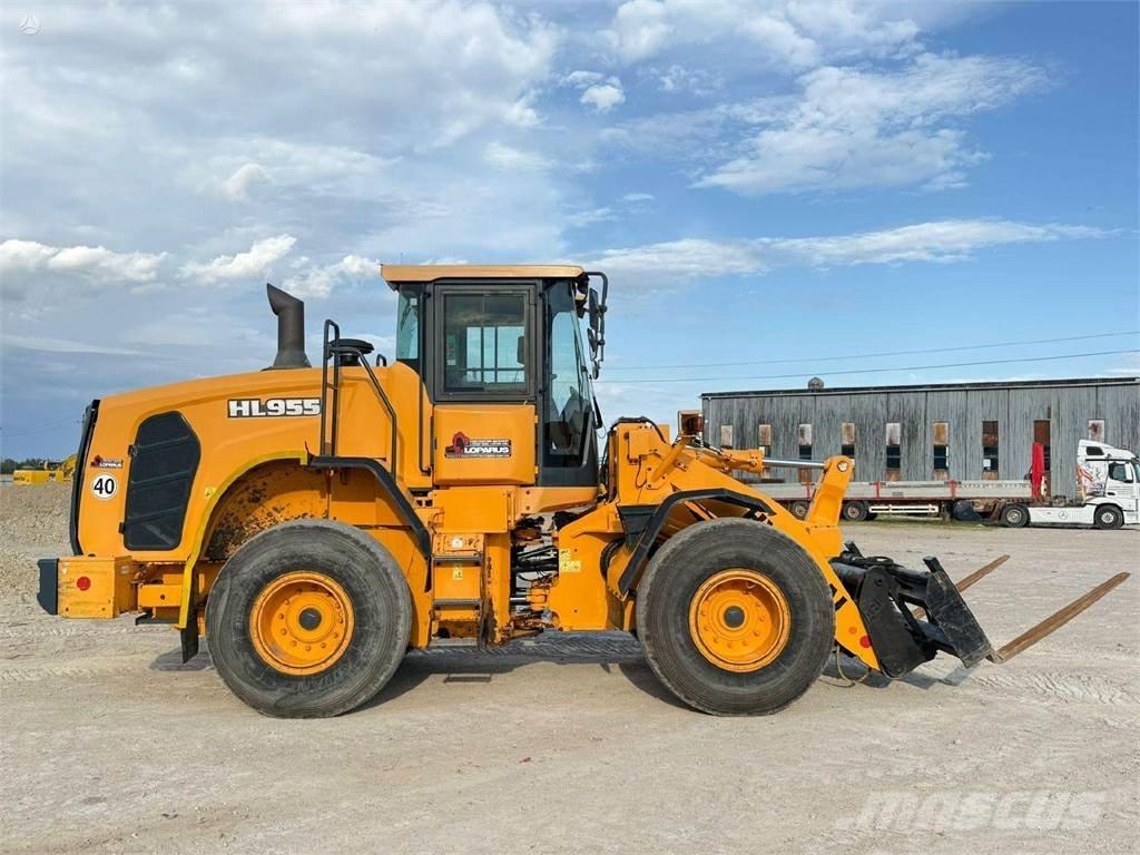 Hyundai HL 955  휠로우더