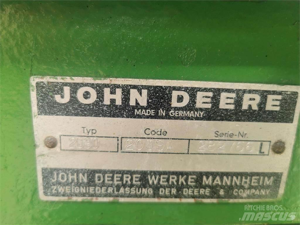 John Deere 2030 트랙터