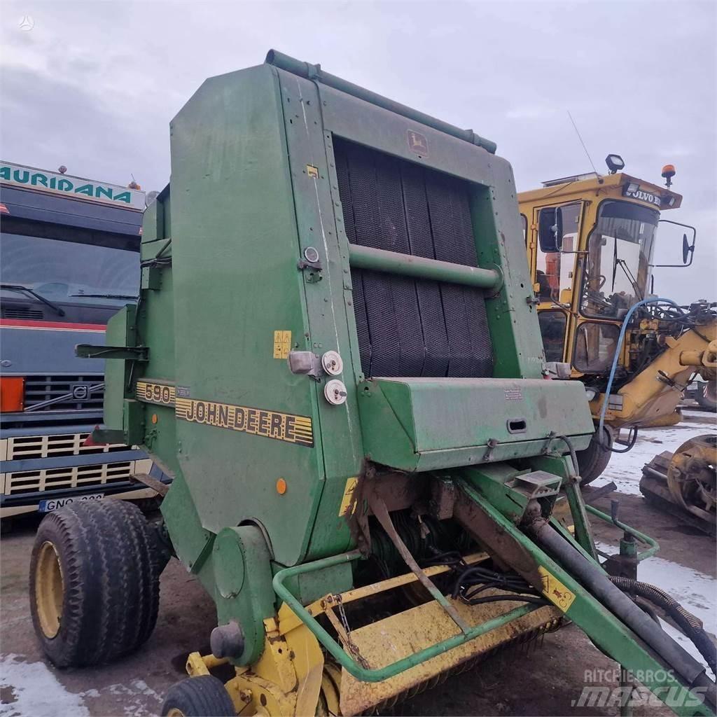 John Deere 590 원형 곤포기