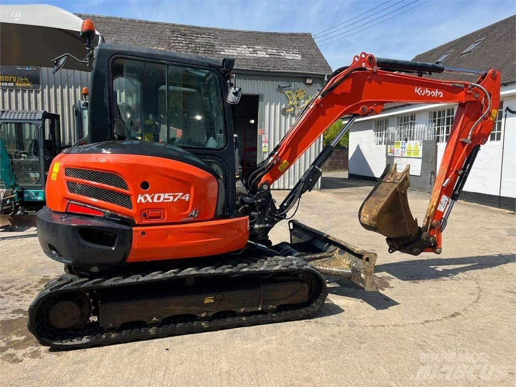 Kubota KX057-4 대형 굴삭기 29톤 이상