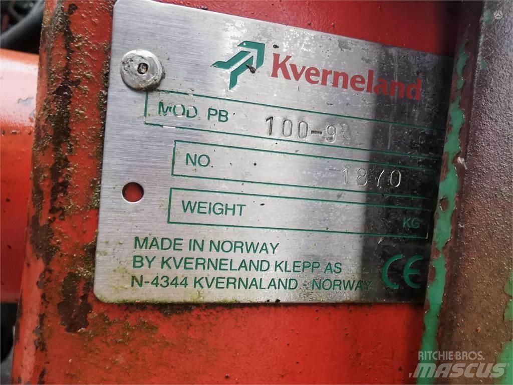 Kverneland PB 100 기존 플로우(쟁기)