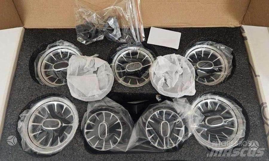 Mercedes-Benz  운송 장비 - 기타