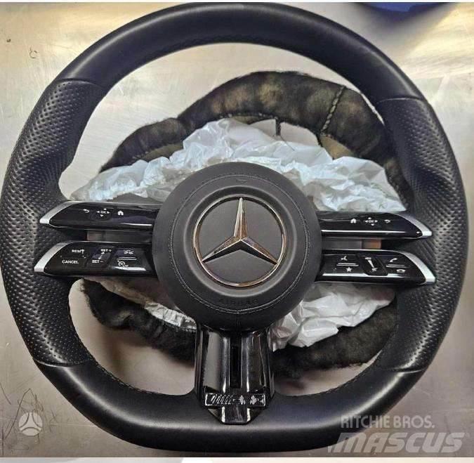 Mercedes-Benz  운송 장비 - 기타