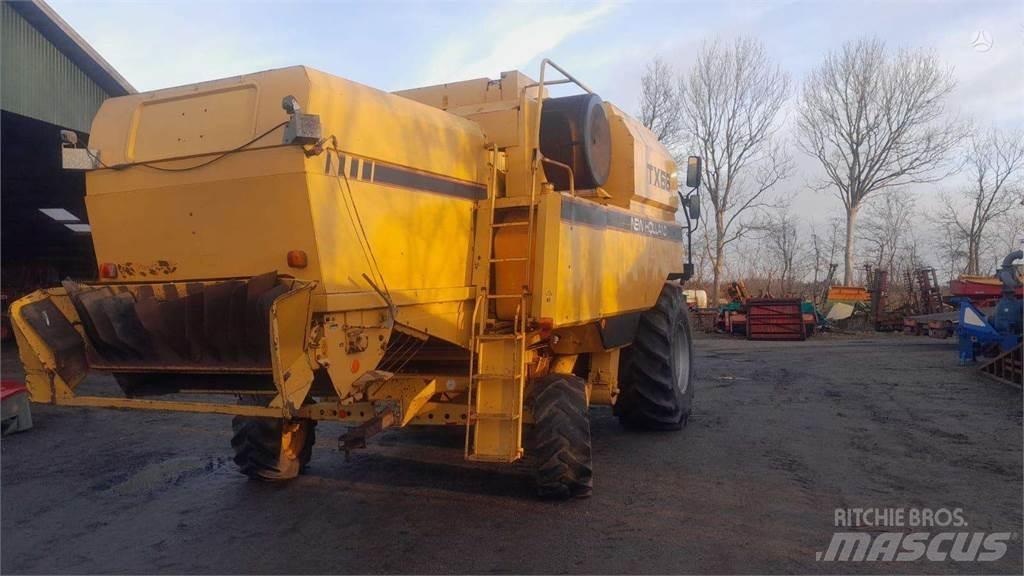 New Holland TX 66 콤바인 수확기
