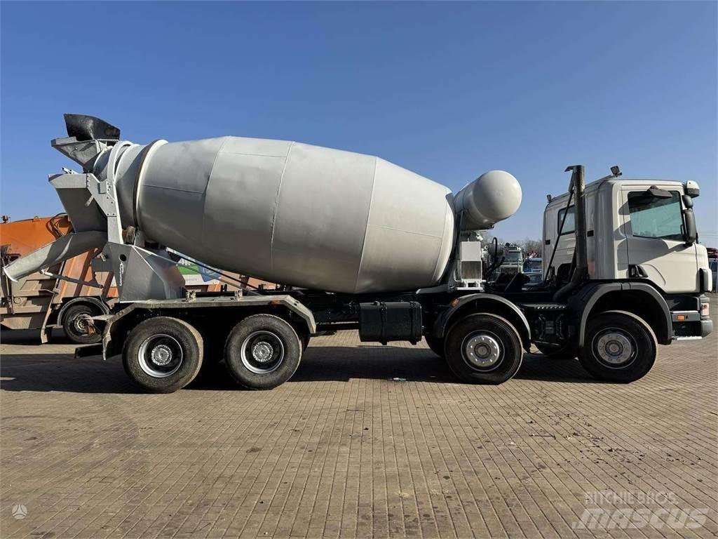 Scania P124 8x4 콘크리트 믹서트럭