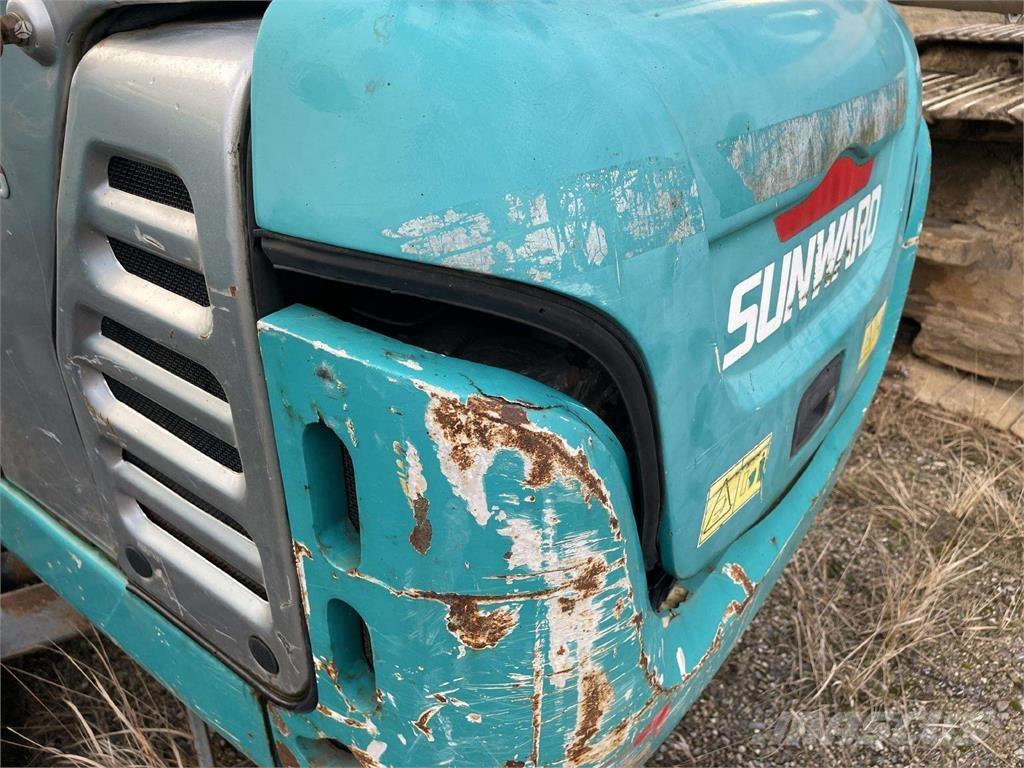 Sunward SWE20B 소형 굴삭기 7톤 미만