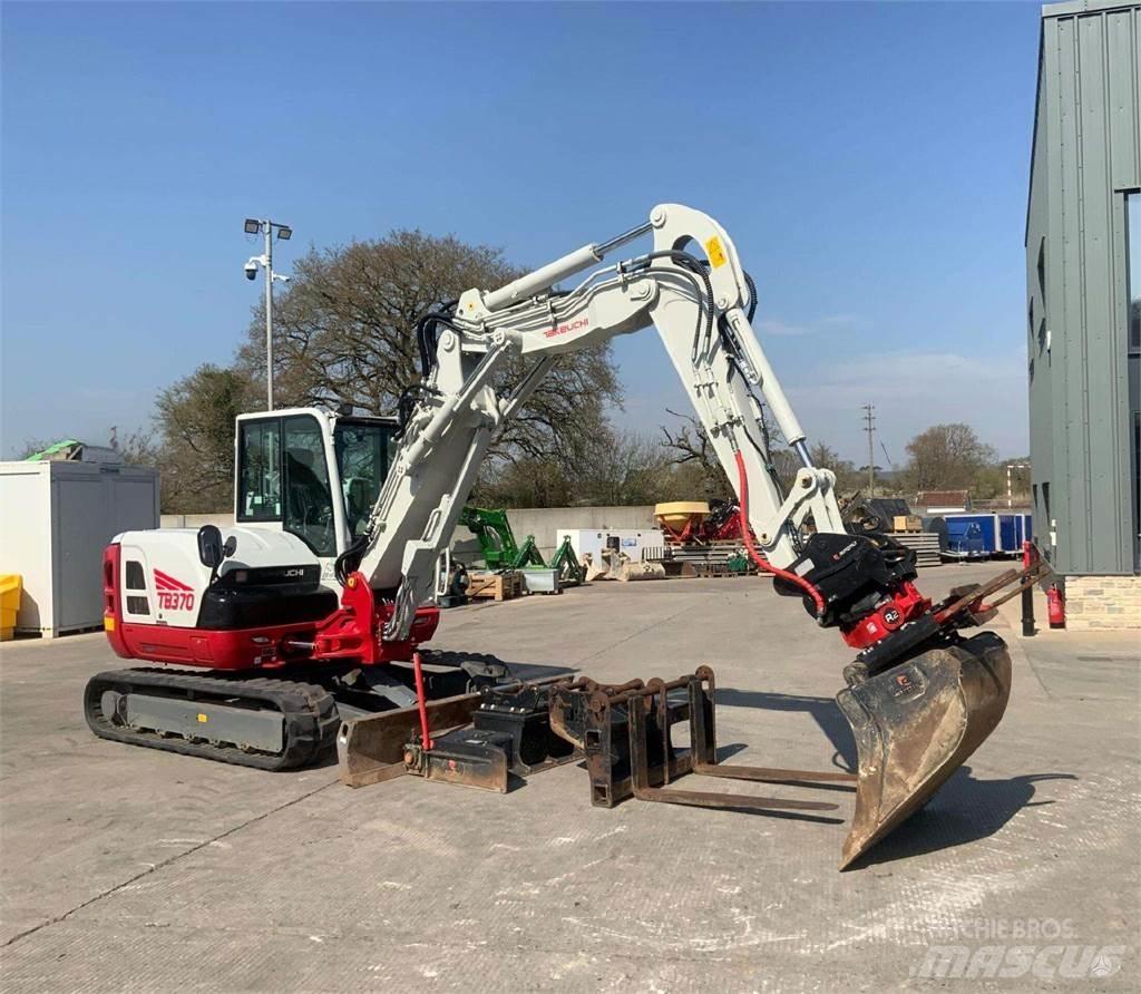 Takeuchi TB370 대형 굴삭기 29톤 이상