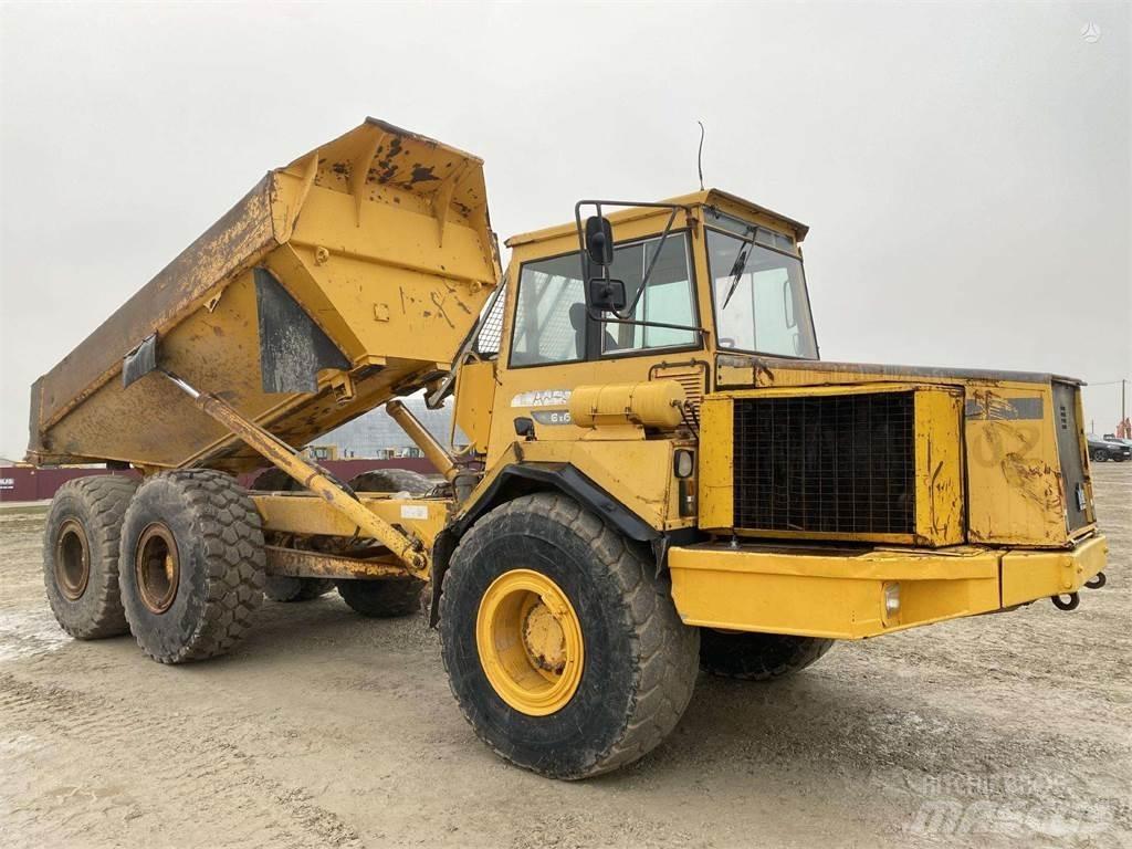 Volvo A25C , Nr.8 연결식 홀러
