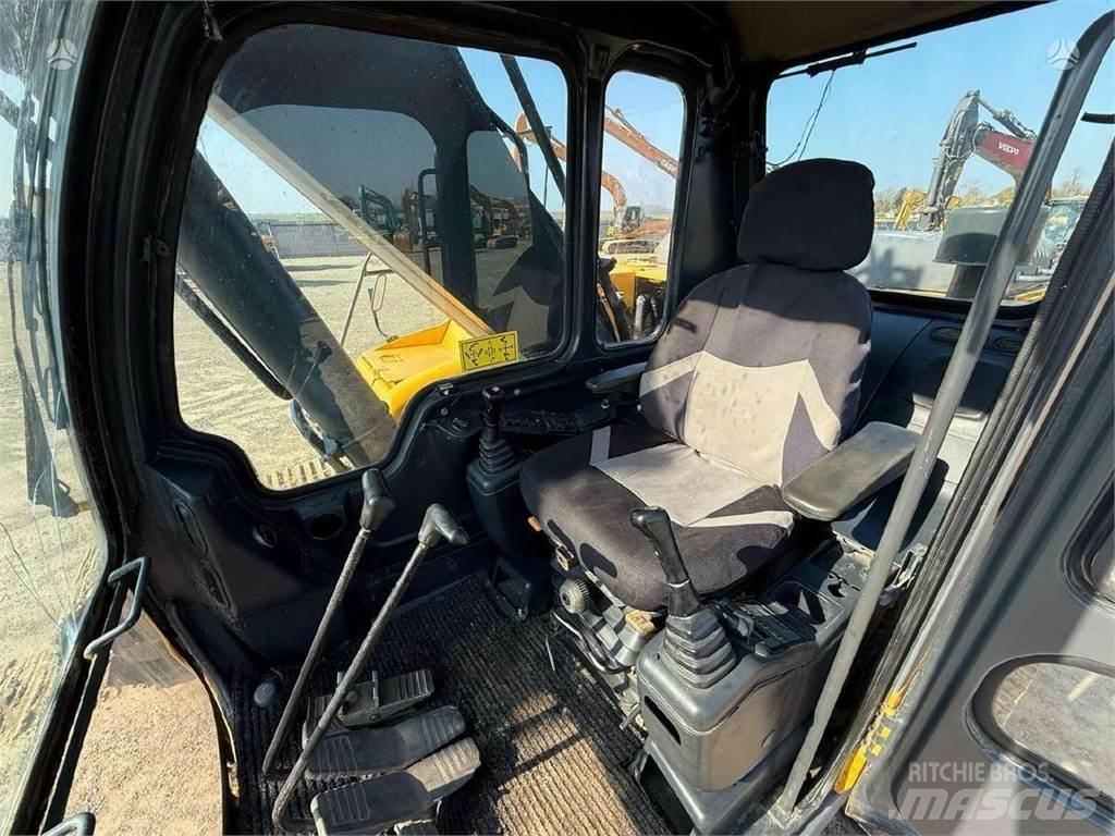 Volvo EC 240 LC 대형 굴삭기 29톤 이상
