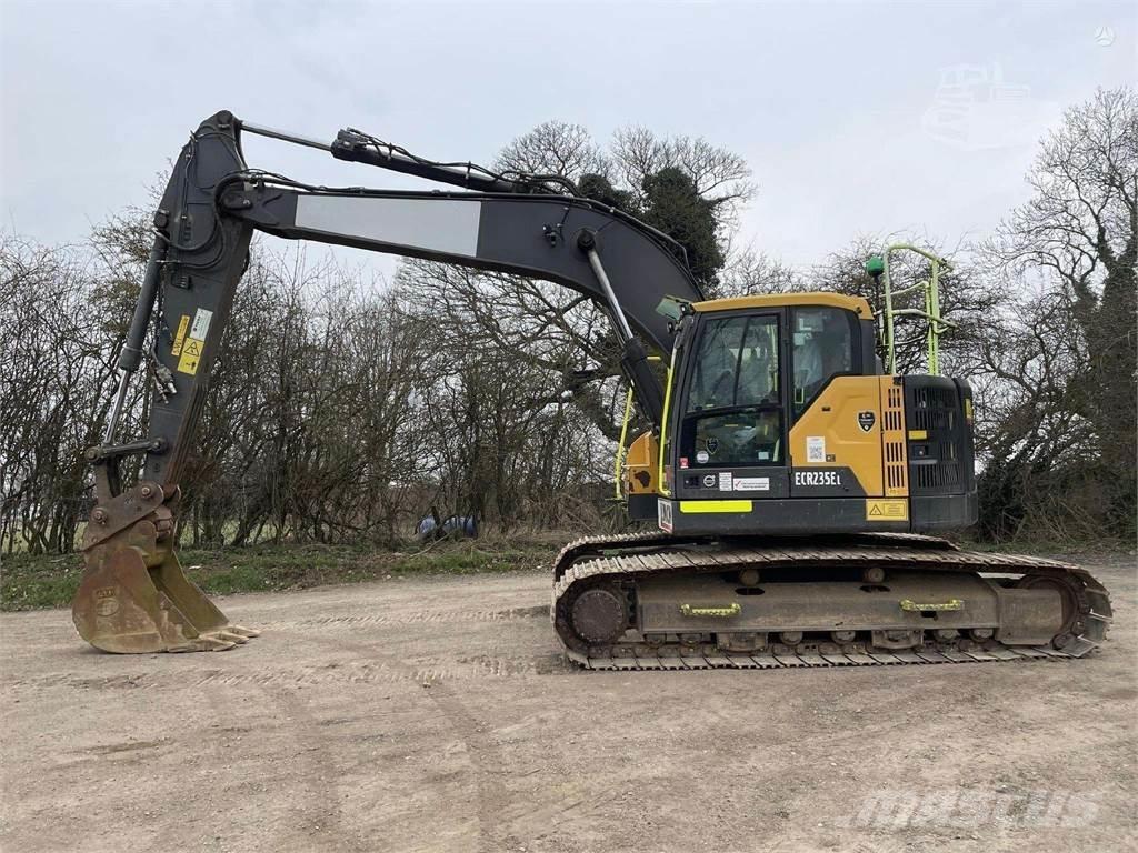 Volvo ECR235EL 대형 굴삭기 29톤 이상