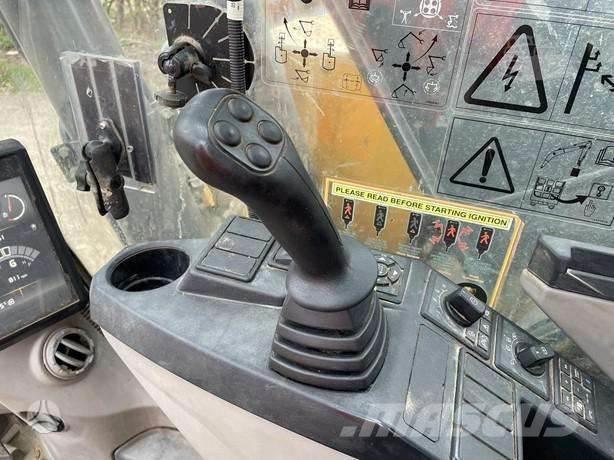 Volvo ECR235EL 대형 굴삭기 29톤 이상